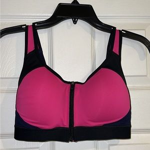 ✨🩷 C9 Sports Bra Zipper Pink w Black Trim 36B Adjustable Straps Racer Back 🩷✨